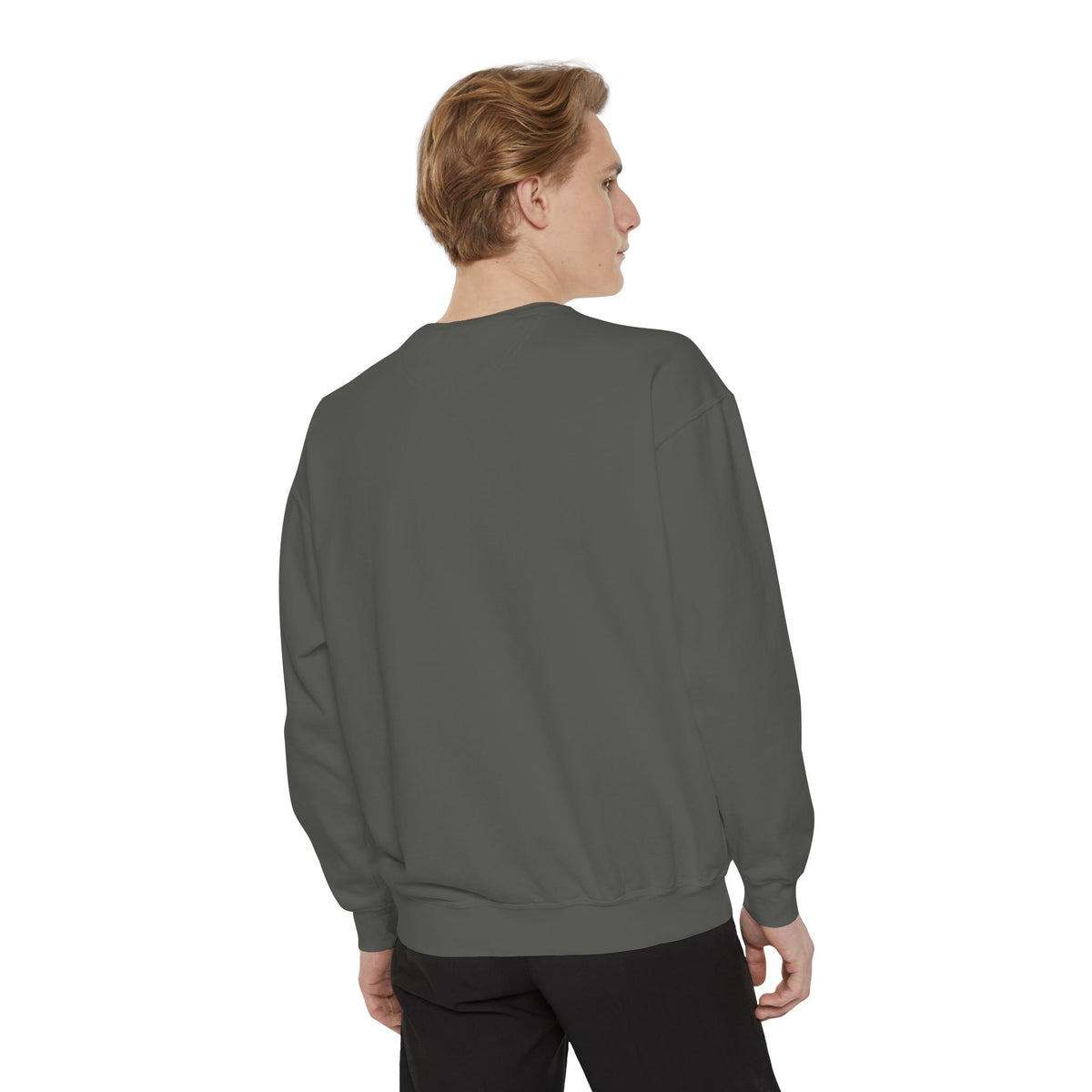 Cozy Season Sweatshirt — Autumn Comfort Graphic Sweatshirt ("Cozy Season")